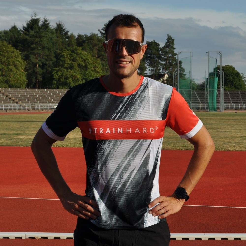 T-shirt Black Red